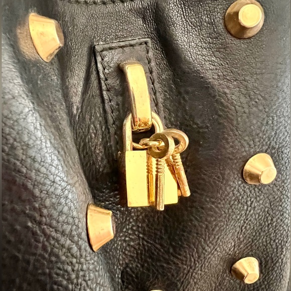 *VINTAGE* Italian Leather Studded Handbag I Made in Italy 🇮🇹 - Picture 6 of 6